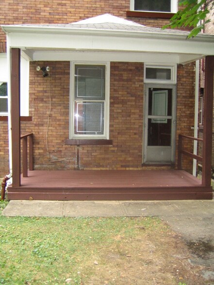 Building Photo - 5704 Darlington Rd