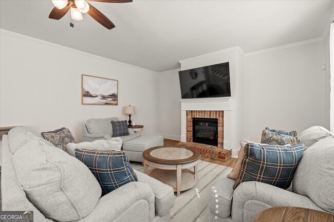 Building Photo - 141 Worthington Ln