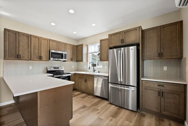 Building Photo - Newer 2-Bed ADU in Lakewood | Luxury Living Near JBLM!