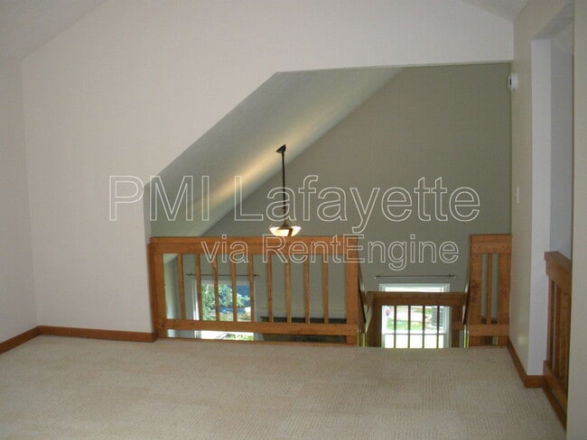 Building Photo - 210 Windy Hill Dr