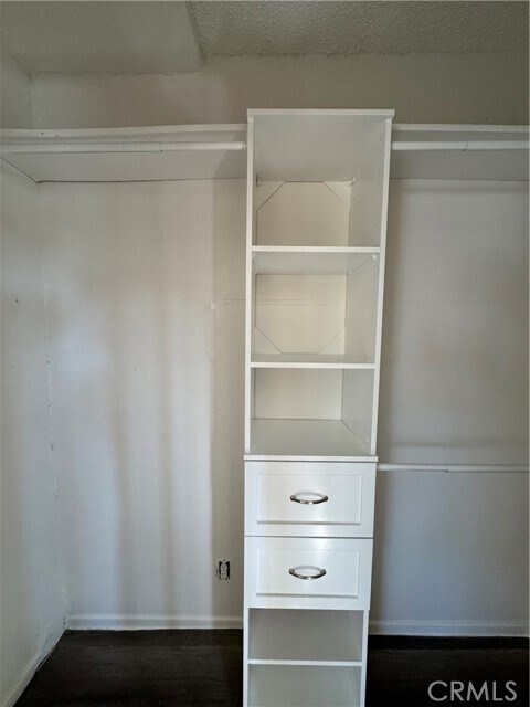 Building Photo - 921 Carob Way