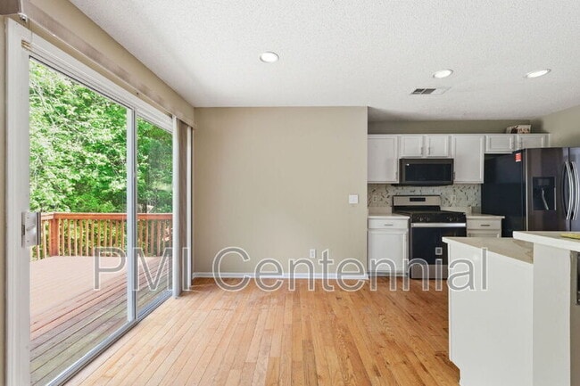 Building Photo - 57 Grandview Ln