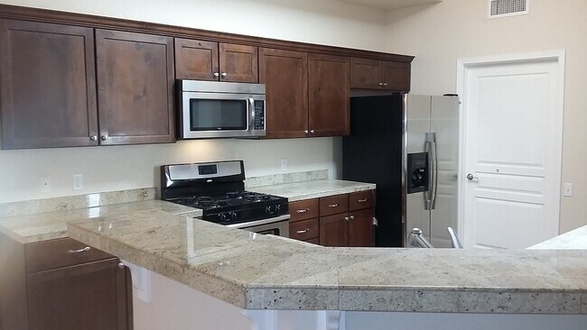 Building Photo - 4 Bedrooms 3 Baths EnergyStar Home