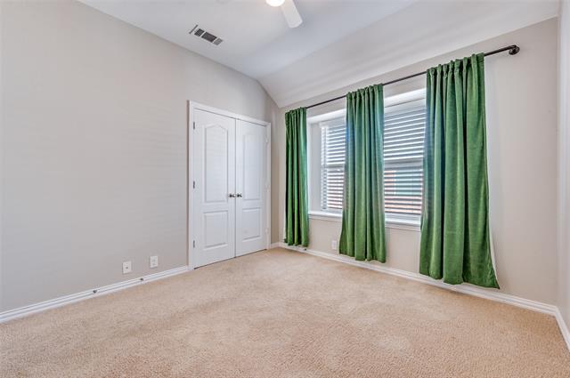 Building Photo - 1824 Villa Dr