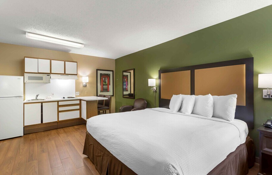 Building Photo - Furnished Studio-Nashville - Airport - Music City