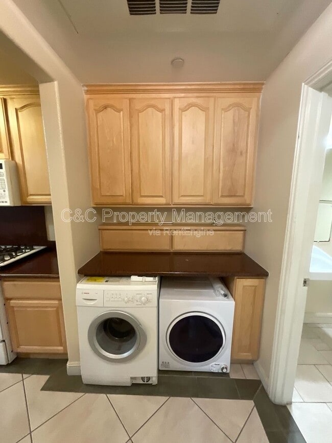 Building Photo - 1421 North First Street