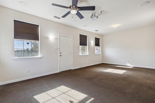 Building Photo - 1506 Biltmore Ln