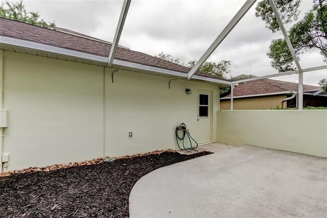 Building Photo - 10012 Tate Ln
