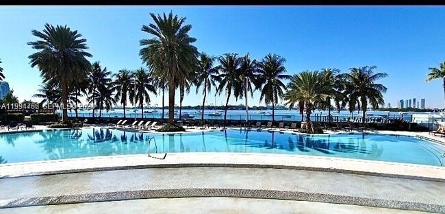 Building Photo - 1500 Bay Rd