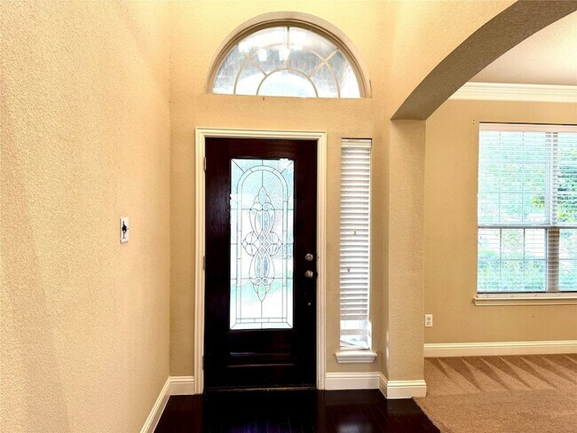Building Photo - 3817 Edward Dr