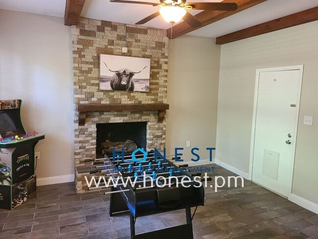 Building Photo - 1222 Rama Rd