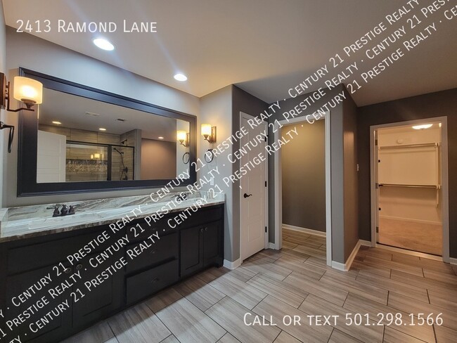 Building Photo - 2413 Ramond Ln