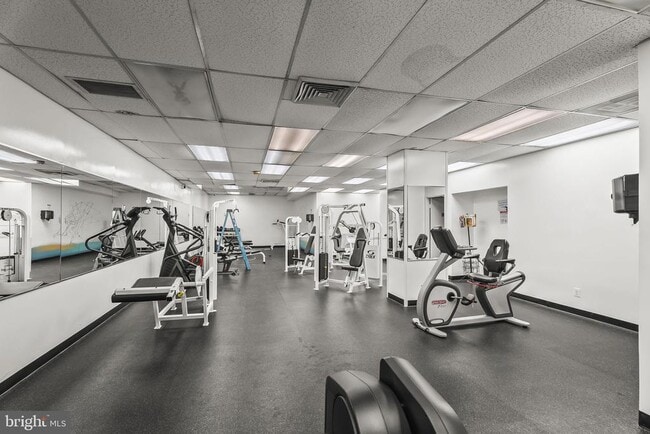 Building Photo - 301 N Beauregard St