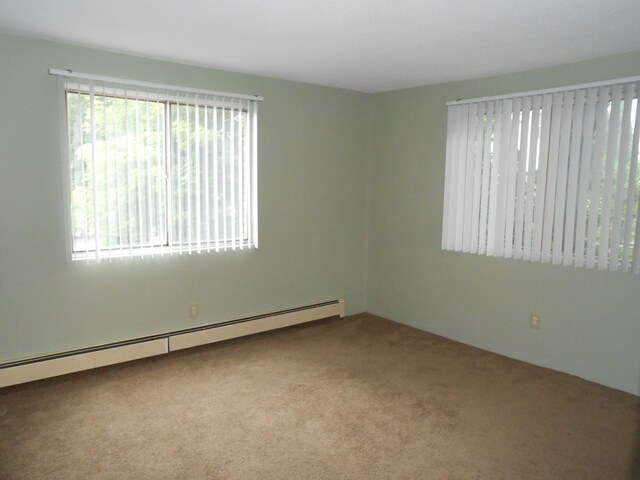 Building Photo 4 - 215 Mammoth Rd