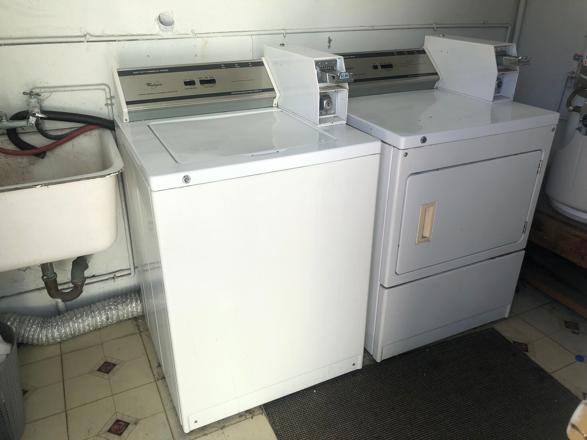 Laundry - 643 Manchester Ter