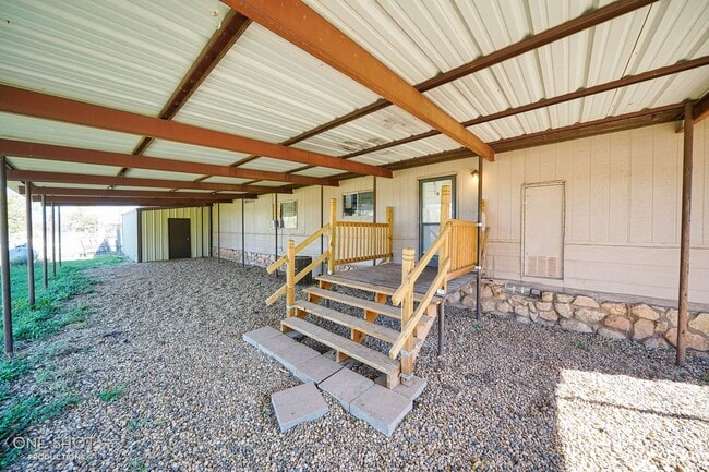 Building Photo - 156 Mulberry Rd