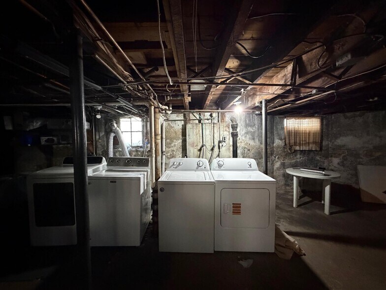 Building Photo - 31 Illinois Ave