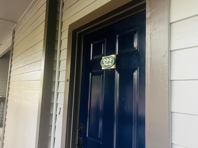 Building Photo - 1734 Ascension Point Dr