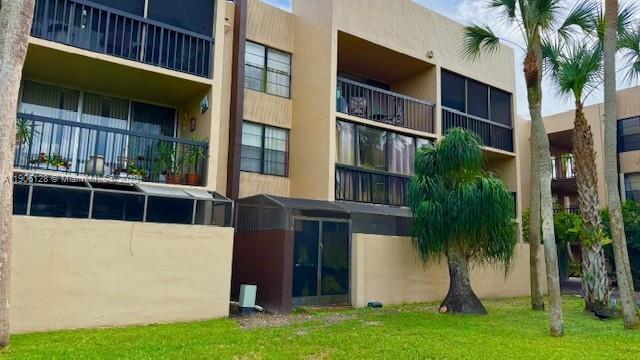 Building Photo - 10865 SW 112th Ave