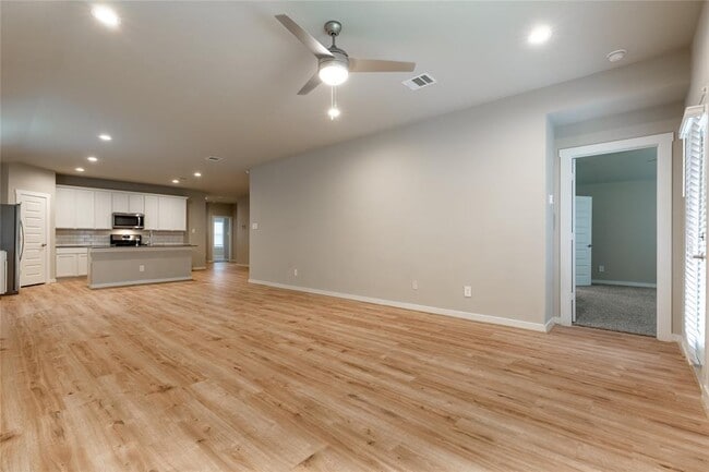 Building Photo - 7730 Rainham Valley Ln