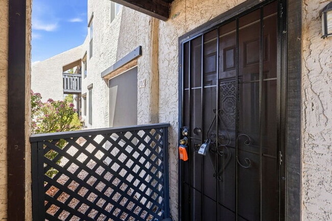 Building Photo - 2Bd/2Ba Condo in Mesa