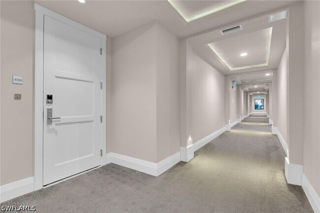 Building Photo - 1035 3rd Ave S