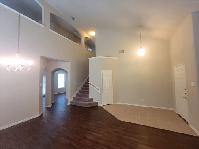 Building Photo - 3110 Clover Ranch Cir