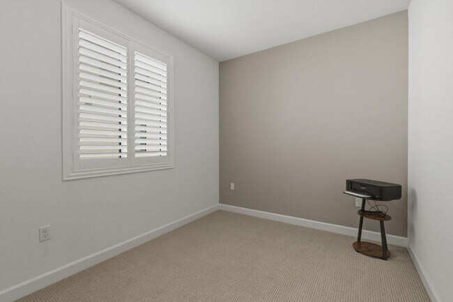 Building Photo - 2081 Acara Cir