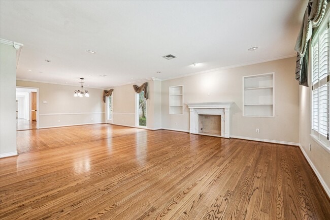 Building Photo - 5505 Holly Springs Dr