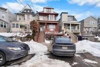 Building Photo - 43 E 43rd St