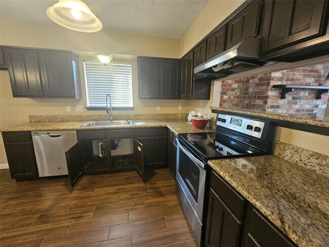 Building Photo - 22218 Spring Gate Dr