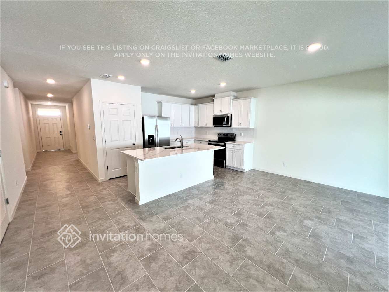 Building Photo - 533 Seaspray Dr