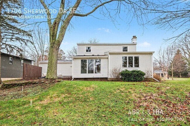 Building Photo - 1706 Sherwood Ave SE