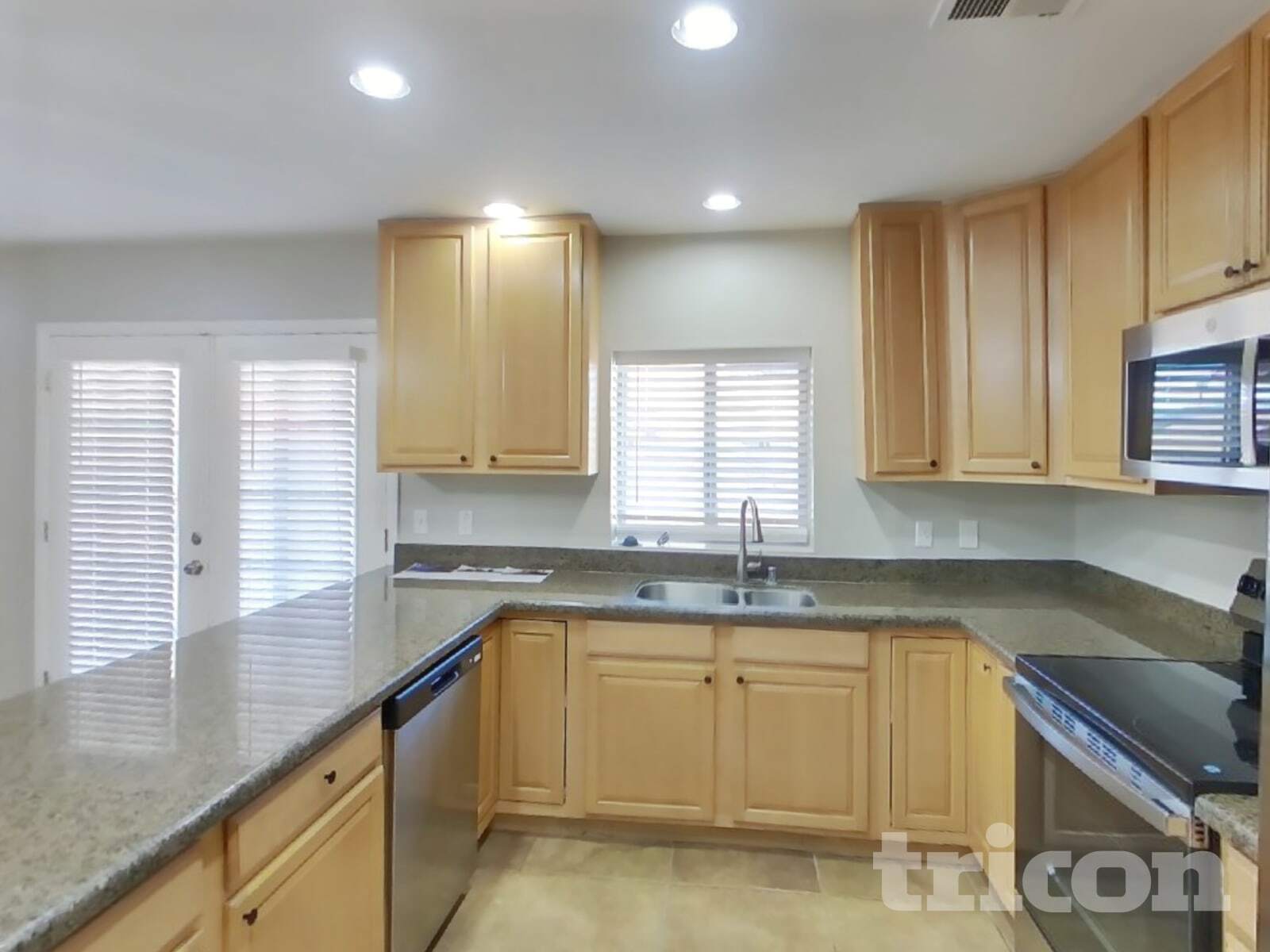 Building Photo - 9026 N 64th Dr