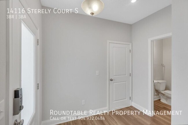 Building Photo - 14116 Sterely Ct S