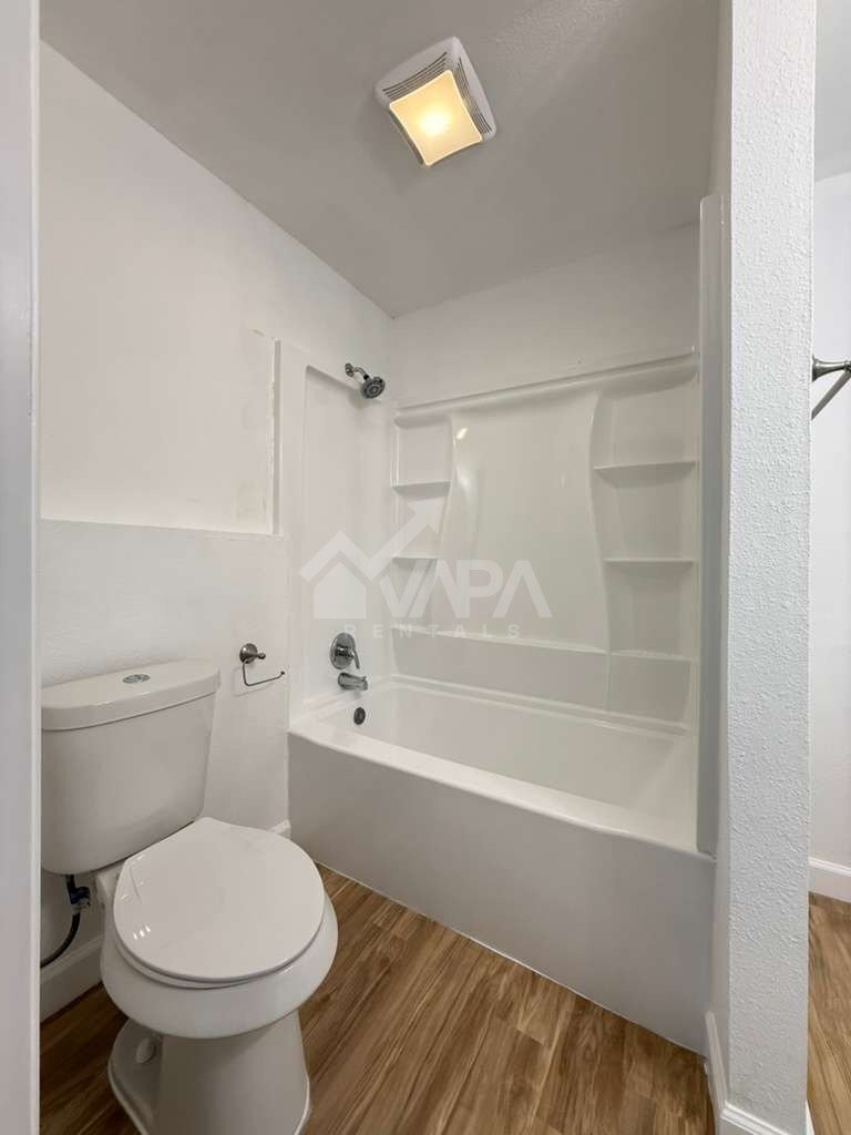Building Photo - 4511 Diamondhead Dr