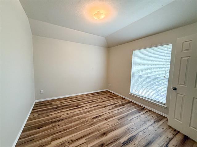 Building Photo - 8014 Amesbury Ln