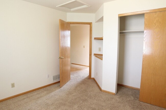 Building Photo - 442 Dunne Dr