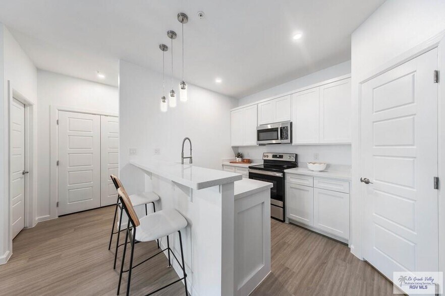 Building Photo - 165 Ruben Torres SR Blvd