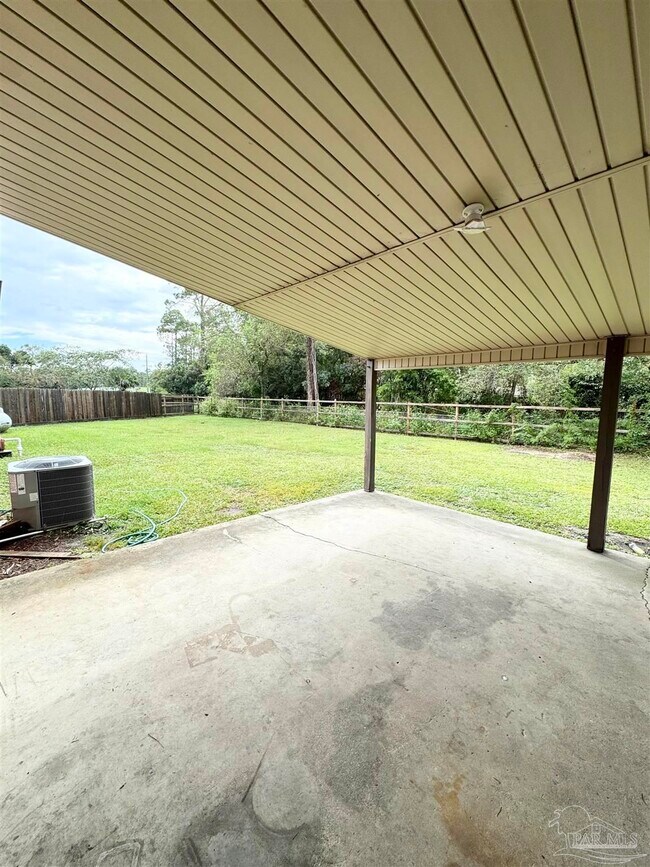 Building Photo - 9037 El Matador Dr