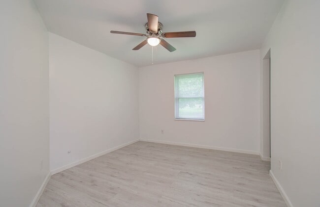 Building Photo - 309 Donatto Dr