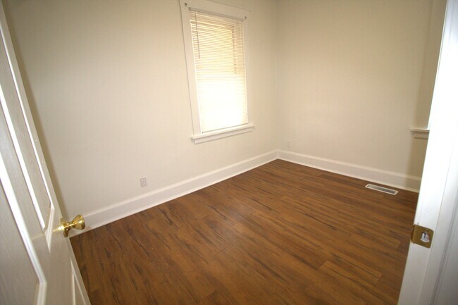 Building Photo - 7831 Camargo Rd