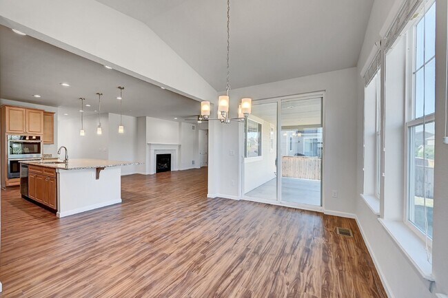 Building Photo - $3,400.00-Stunning 4-bedroom, 3.5 bathroom...
