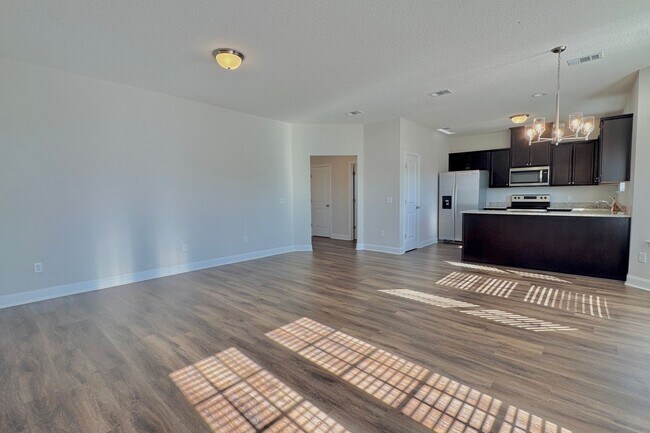 Building Photo - COMING EARLY FEBRUARY 2026! (One Pet Maximum)