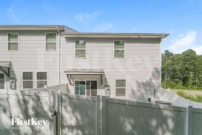 Building Photo - 2094 Cypress Village Dr NW