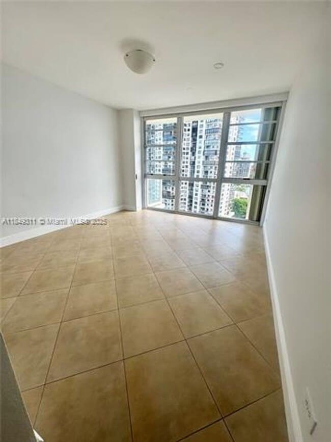 Building Photo - 2451 Brickell Ave