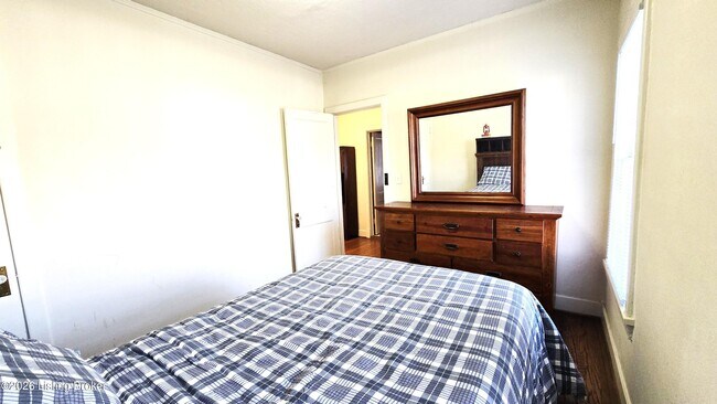 Building Photo - 1375 S 1st St