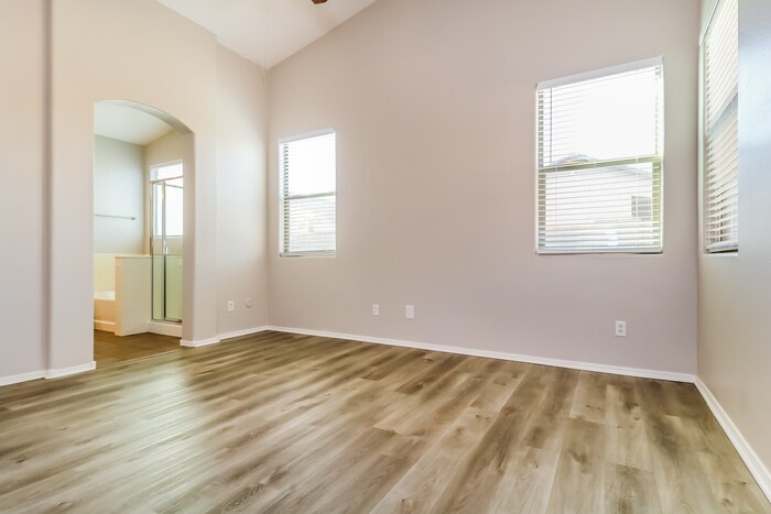 Building Photo - 24729 W Dove Ridge