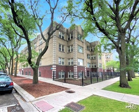 Building Photo - 3925 W Ainslie St