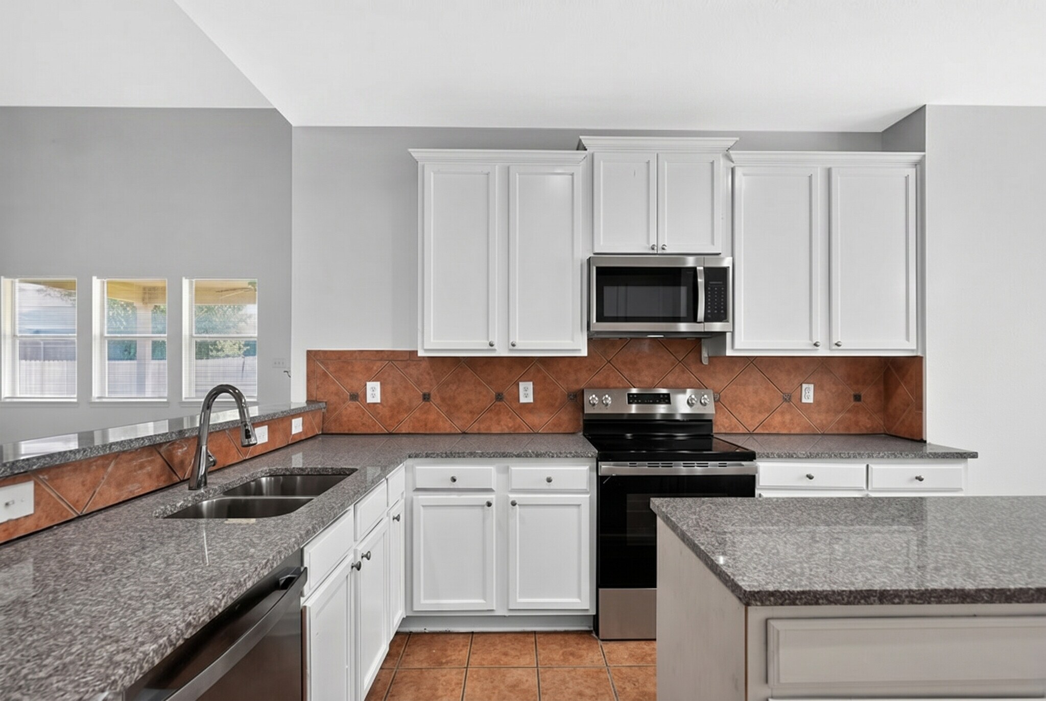 Building Photo - 1009 Youkum Ct